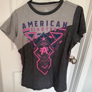 American Fighter T-Shirt size Large Gray and pink